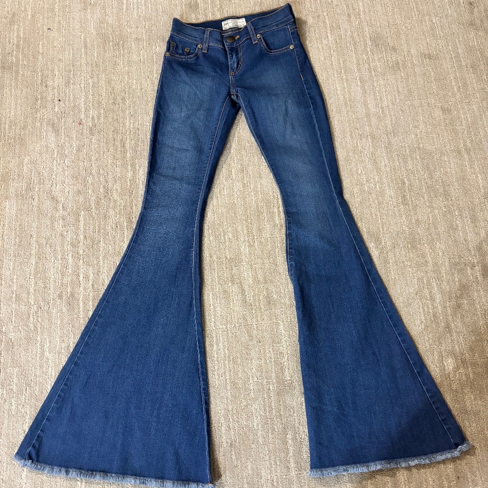 Free People Flare Jeans Bell Bottoms Cotton Blend Stretch  Sz 24